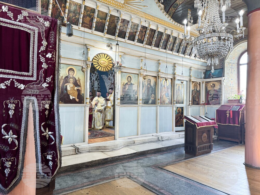 Казанлък - Тодоровден - служба