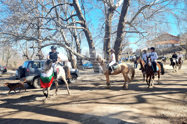 Село Долнослав - Тодоровден - кушии