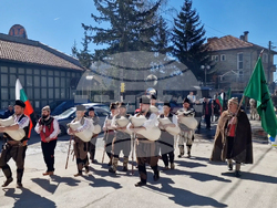 Село Момчиловци - Тодоровден
