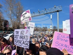 Турция - Анкара - 8 март - демонстрация