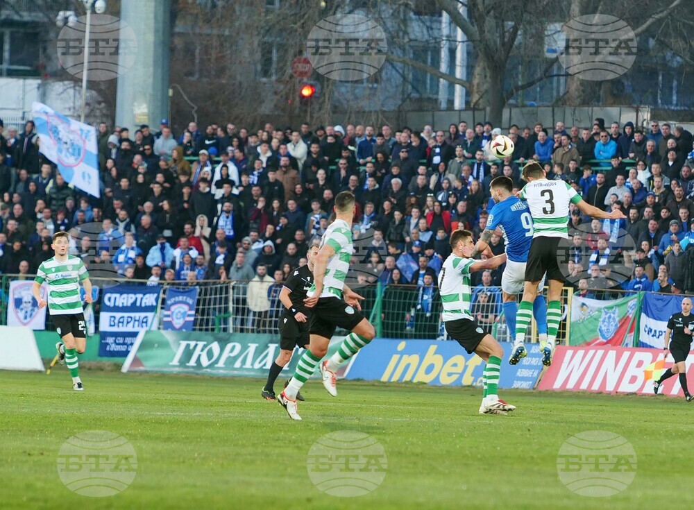 Черно море и Спартак завършиха наравно във варненското дерби от 24-ия кръг на efbet Лига