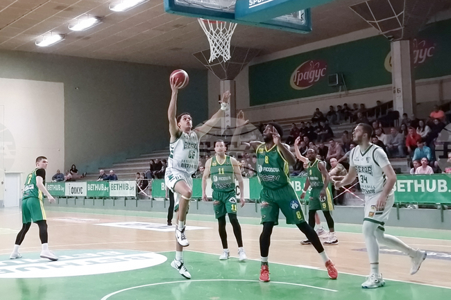 Берое победи Шумен в резултатна среща от НБЛ, Рилски спортист не срещна проблеми при гостуването си на Левски