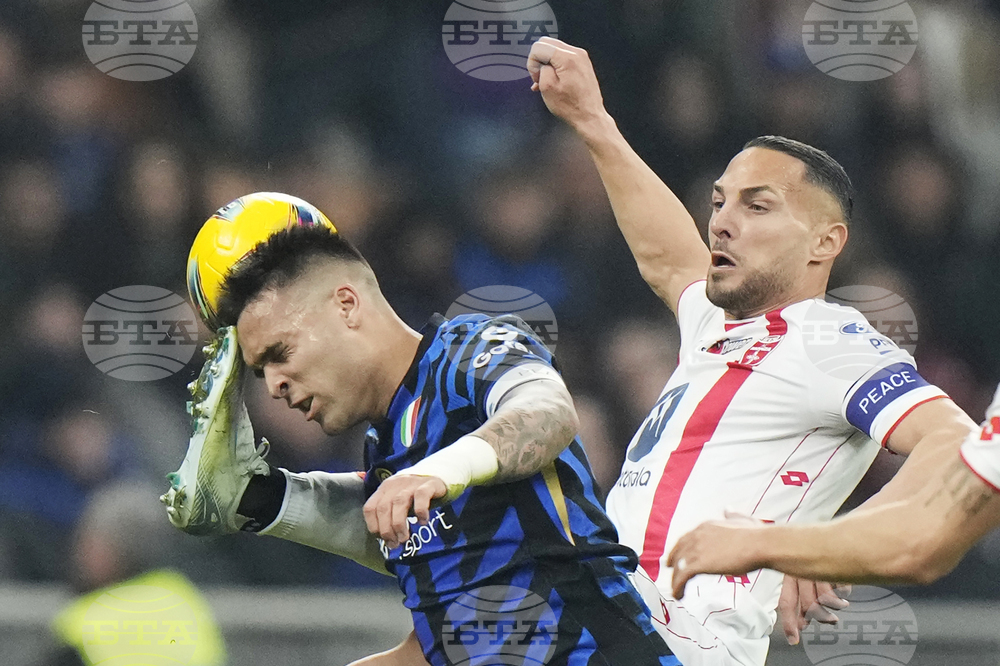 Интер обърна Монца и увеличи преднината си на върха в първенството по футбол на Италия