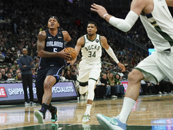 Magic Bucks Basketball