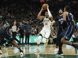 Magic Bucks Basketball