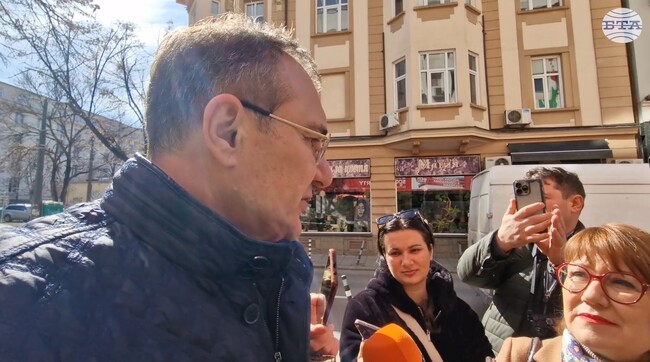 Би било неразумно, ако някой си помисли, че Наталия Киселова трябва по някакъв начин да бъде коментирана и да не е председател на парламента, каза Борислав Гуцанов