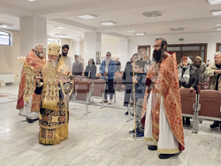 Ловеч - митрополит Гавриил - литургия