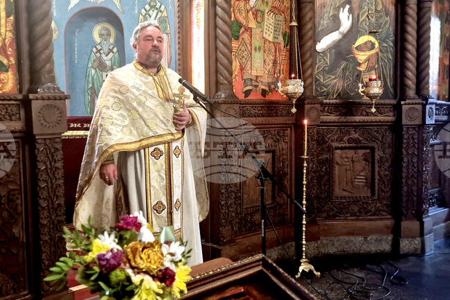 Търговище - отец Бисер Христов - неделна служба