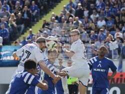 Футбол - „Левски“ - „Славия“