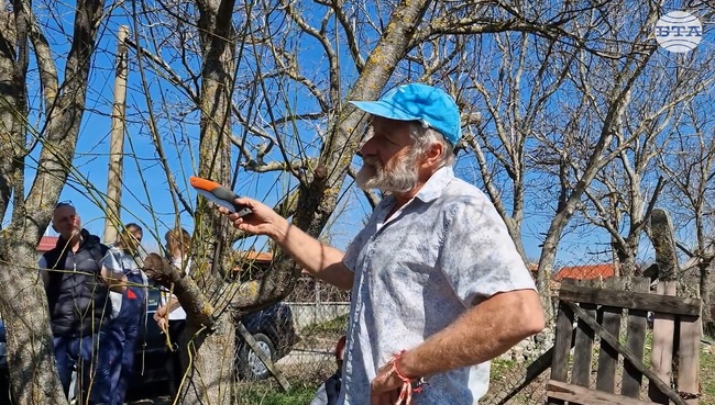 В разградското село Островче се проведе обучение по ашладисване