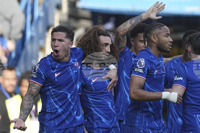 Eнцо Мареска иска феновете на Челси да приемат стила на отбора с контрол върху топката и продължителни разигравания