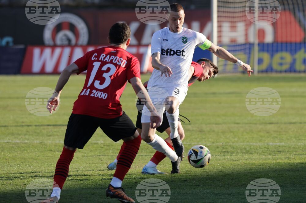 Футбол - „Локомотив“ София - „Лудогорец“