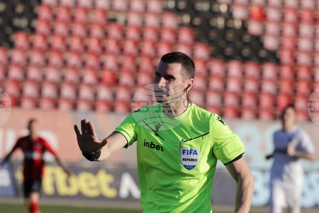 УЕФА даде Световна квалификация на наказания в България съдия Георги Кабаков