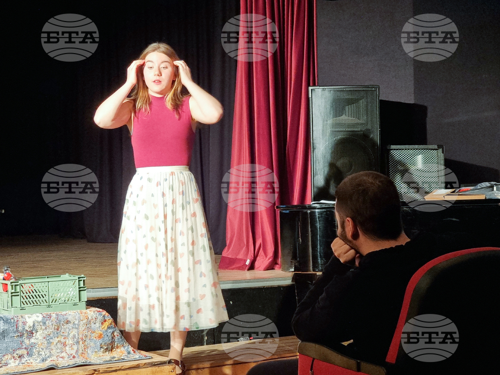 Варна - кино школа „Братя Люмиер“ - спектакъл „За L и други животни“