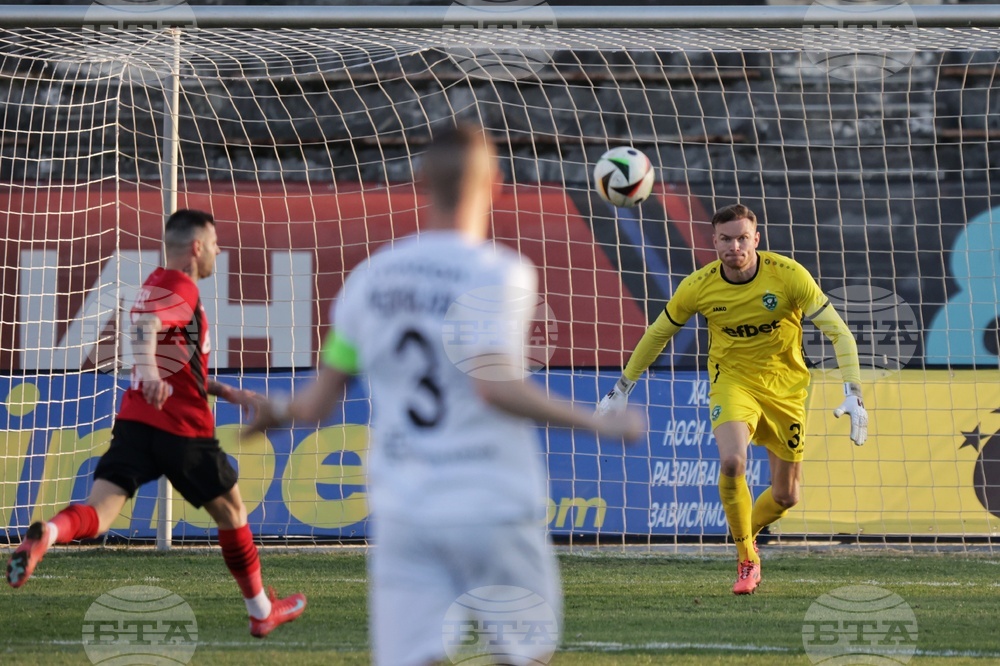 Футбол - „Локомотив“ София - „Лудогорец“