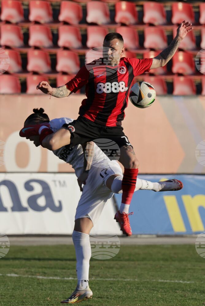 Локомотив (София) постигна победа срещу Спартак (Варна) в първия мач от 26-ия кръг на Първа лига