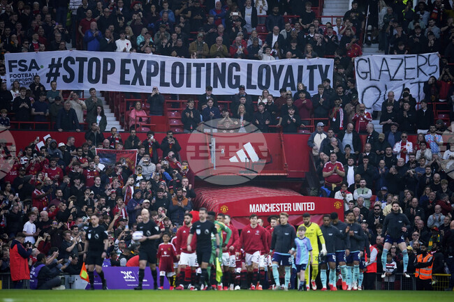 Фенове на Манчестър Юнайтед с нова атака срещу ръководството на клуба заради нарастващите цени на билетите