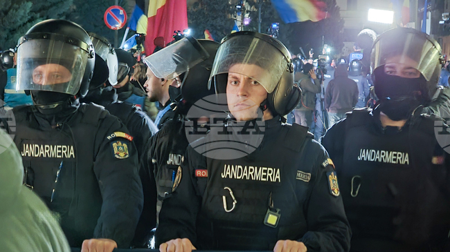 Началникът на Румънската жандармерия се извини публично за наложената глоба на организатора на шествието в памет на жертвите от "Колектив"