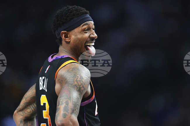 Баскетболистът Брадли Бийл напуска Финикс Сънс и се насочва към Лос Анджелис Клипърс