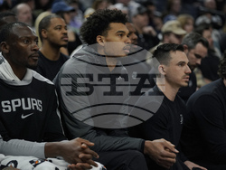 Spurs Timberwolves Basketball