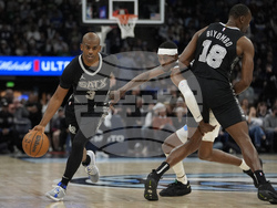 Spurs Timberwolves Basketball