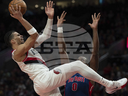 Pistons Trail Blazers Basketball