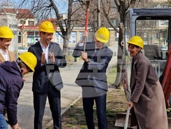 Парк "Заимов" - ремонт - парково осветление