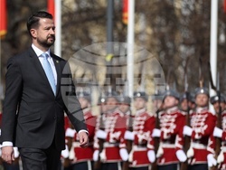 Яков Милатович - официална церемония - посрещане