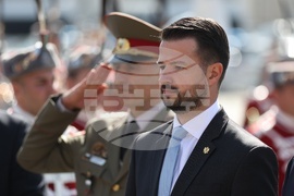 Румен Радев - Яков Милатович - официална церемония - паметник на Незнайния войн - венец