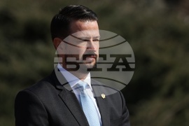 Румен Радев - Яков Милатович - официална церемония - паметник на Незнайния войн - венец