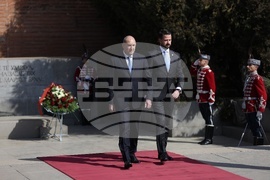 Румен Радев - Яков Милатович - официална церемония - паметник на Незнайния войн - венец