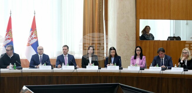 Сърбия - Александър Вучич - правителство - заседание