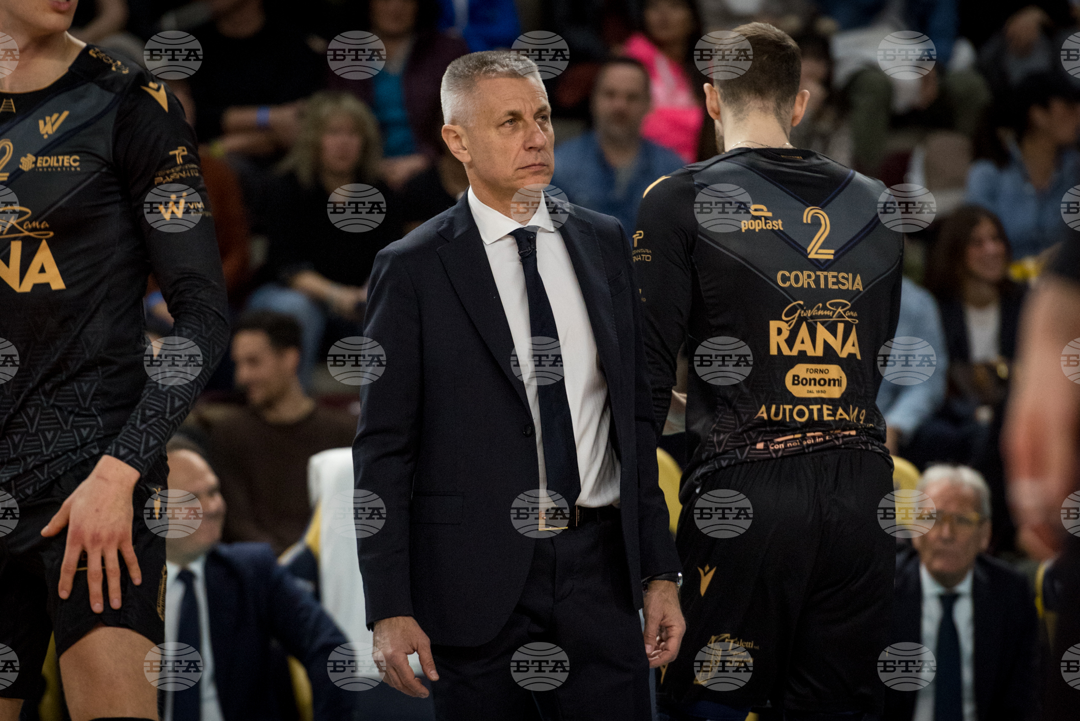 Echipa italiană de volei Rana Verona l-a concediat pe antrenorul bulgar Radostin Stoychev, anunță un site specializat  