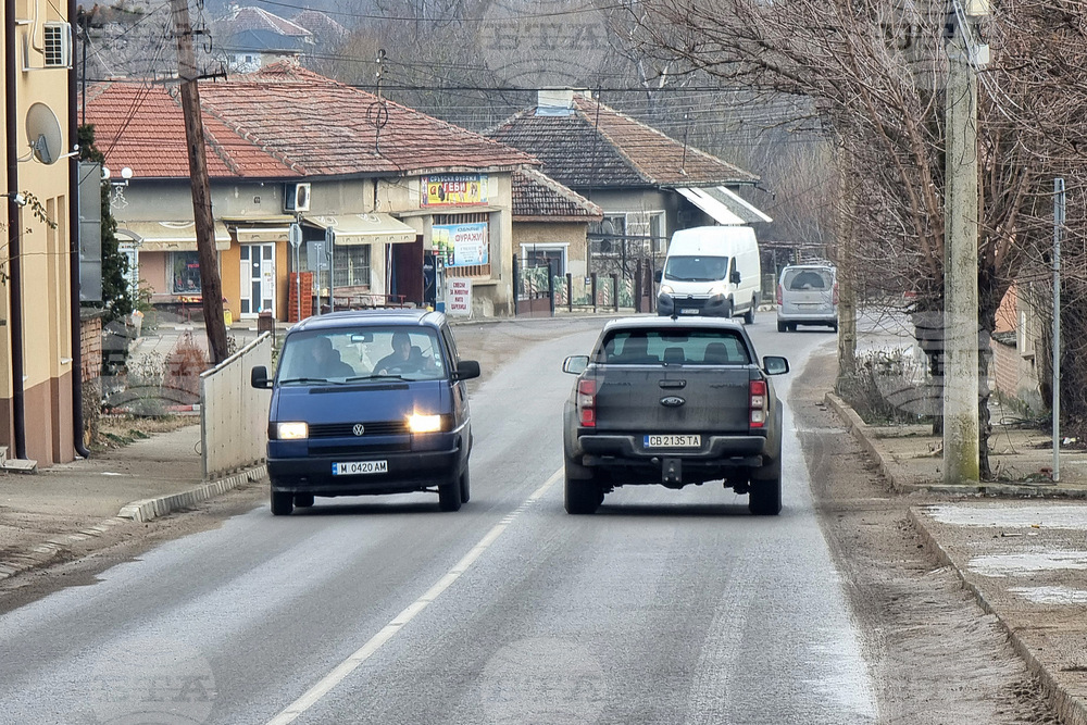 Трима водачи, карали след употреба на наркотици и алкохол, са задържани в Монтанско, иззет е автомобил