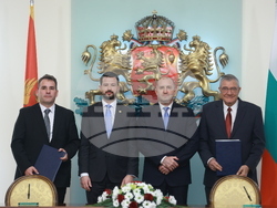 Президентство - Институт по морска биология на Черна гора - Български антарктически институт - меморандум - подписване