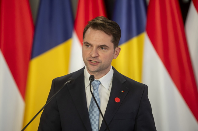 Министерството на енергетиката на Румъния обяви подкрепа до 20 млн. евро за фирми, които произвеждат електроенергия за собствено потребление