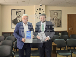 Гоце Делчев - подписване на договор за отдаване на помещение на БТА за Национален пресклуб