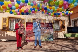 Младежки център - първа копка