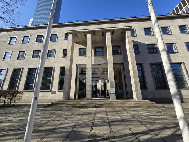 Германската централна банка изоставя историческата си централа във Франкфурт на Майн след скъп проект за обновяване