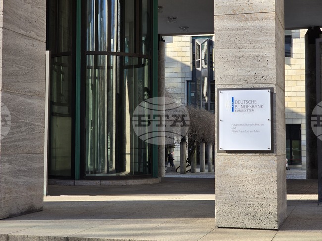 „Бундесбанк“ очаква леко възстановяване на германската икономика през четвъртото тримесечие