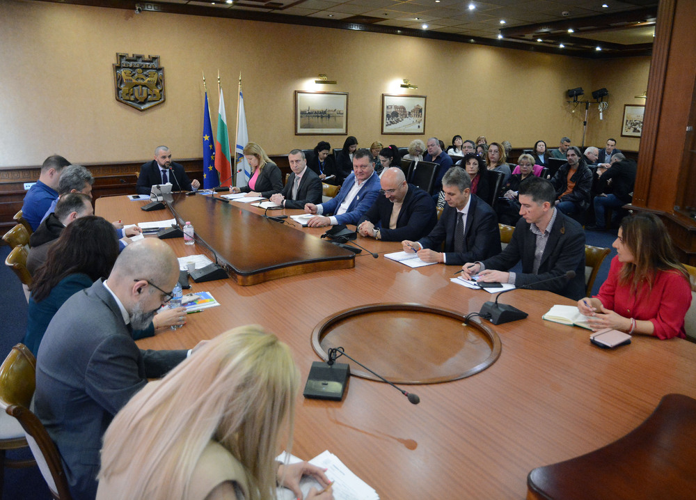 Община Варна: Започват т.нар. „малки ремонти“ по пешеходната зона на централната градска част