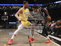 Lakers Nets Basketball