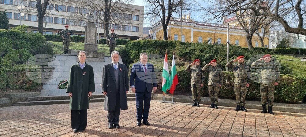 Посланикът на Унгария Миклош Борош посети Шумен по повод националния празник на страната 15 март