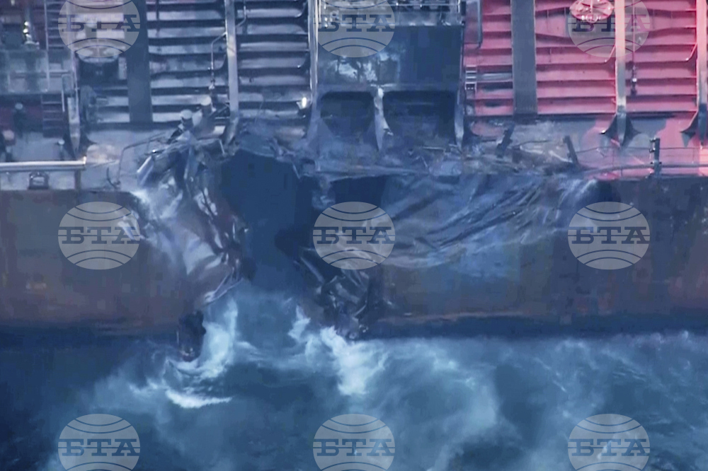 Britain Ships Collide