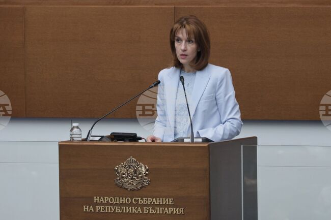  ЦИК оказва пълно съдействие на Конституционния съд от самото начало на образуване на делото, каза Камелия Нейкова за делото за оспорване на законността на изборите