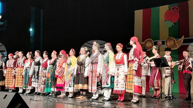 Над 800 деца ще покажат фолклорно майсторство в конкурса „Дунавски славеи“, който се открива днес