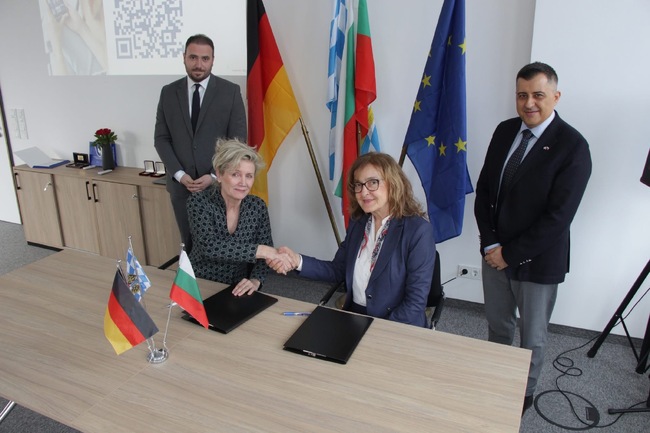 Technical University of Varna, Deggendorf Institute Sign Memorandum of Cooperation