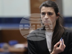 Парламент - извънредно заседание