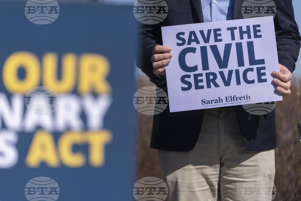 Администрацията на Тръмп ще разшири контрола си над федералните служители