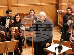 Симфоничният оркестър на БНР изнася концерт „Съдбовни знаци“ с Марио Хосен, маестро Георги Димитров и Диман Панчев на 14 март. Снимка: БНР